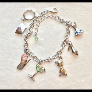 #79. 👓👠A cute, girly charm bracelet👠👓